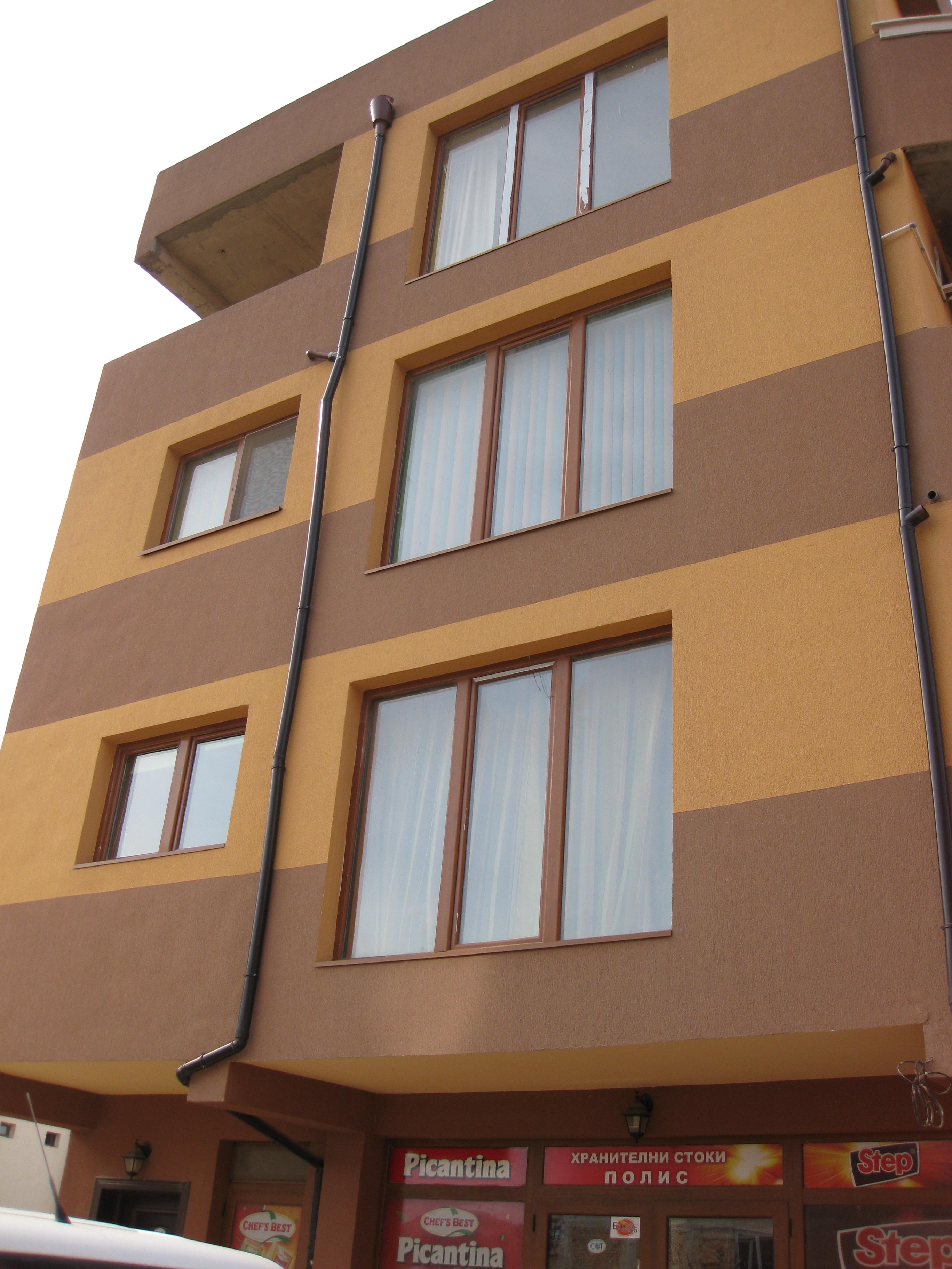 Завършени жилищни обекти — 82