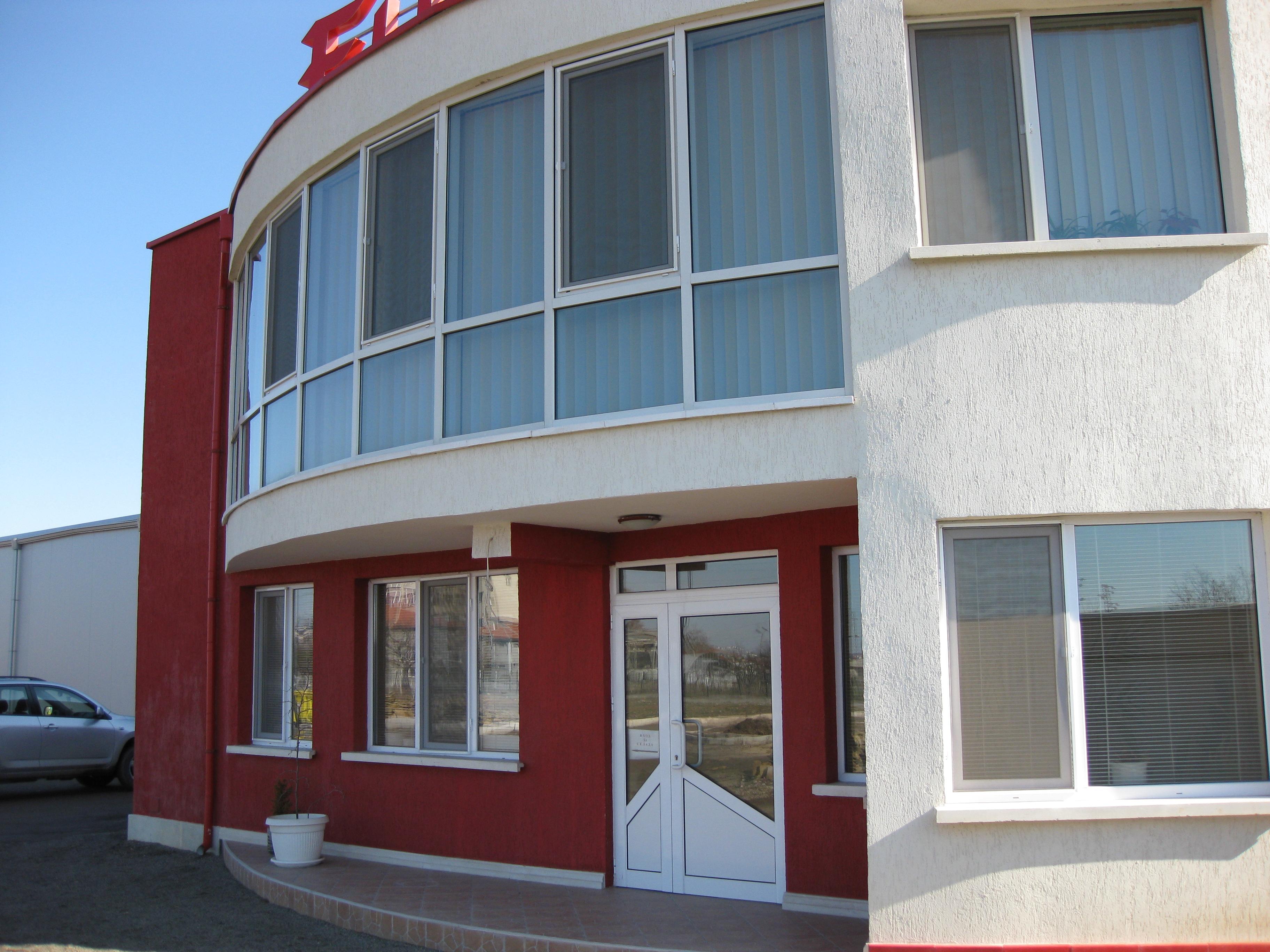 Завършени жилищни обекти — 93